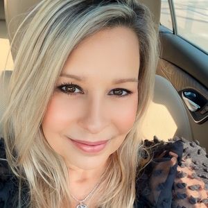 Meet your Posher, Betty